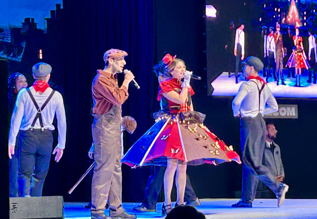 チョコ衣装のミュージカル